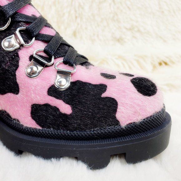 Baby Pink Faux Fur Cow Print Lug Sole Emo Ankle boots - Picture 4 of 14